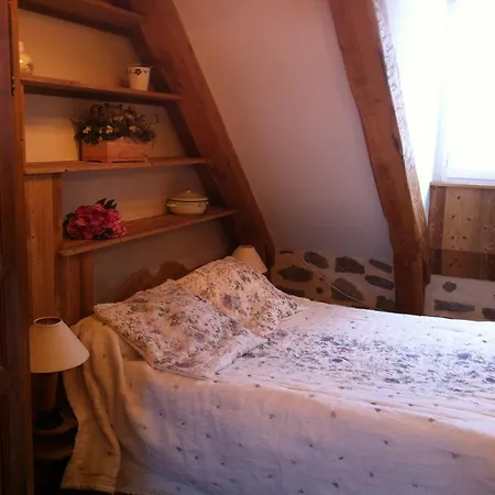 בית נופש Corps De Ferme En Auvergne *