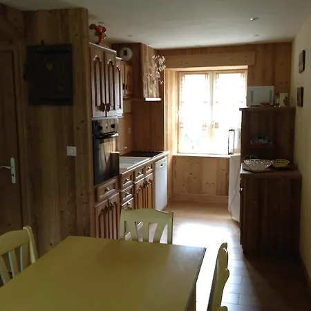 בית נופש Corps De Ferme En Auvergne